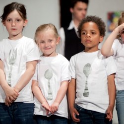 Groepsoptreden (8) - Toneelvereniging Plankenkoorts 